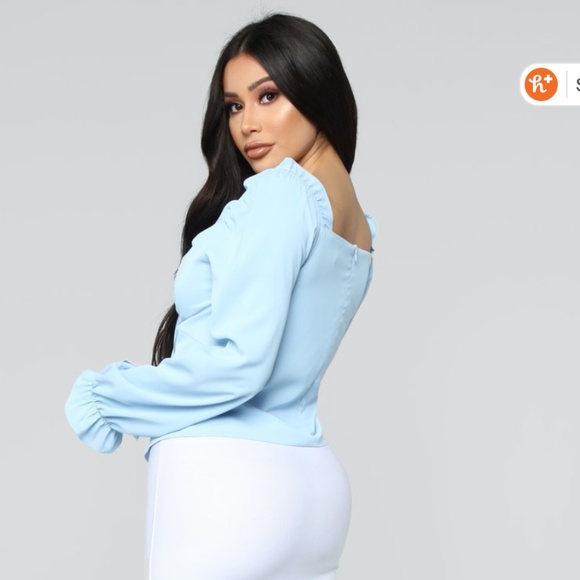 Light Blue top - Picture 2 of 3